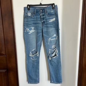 American Eagle Vintage High Rise Distressed Jeans